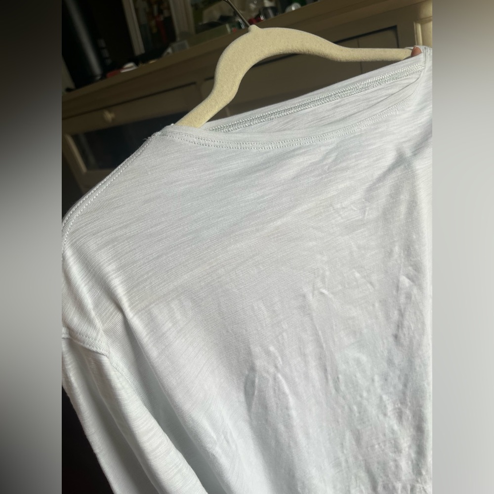 Lululemon back in action long sleeve